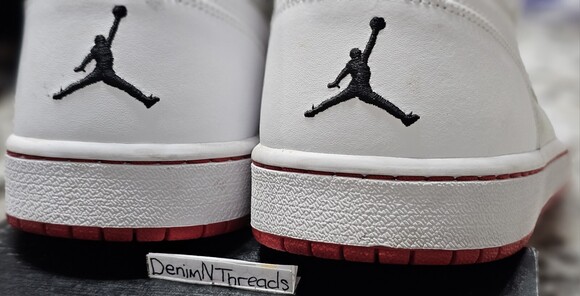 2008 Nike Air Jordan 1 Retro Hare Bugs Bunny SAMPLE 999999999 SIZE 12.5 RARE 3 4 main image 10